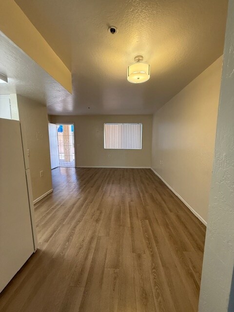 Foto del edificio - 12221 W Bell Rd