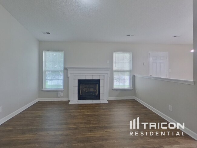 Building Photo - 4827 Hopewood Ln