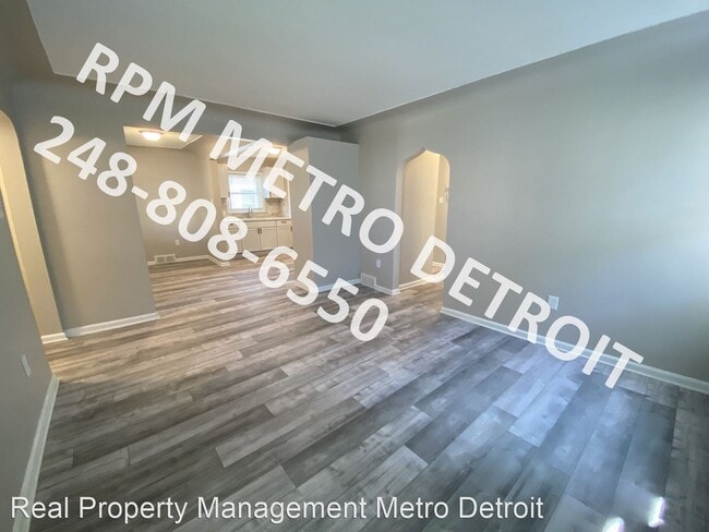 Building Photo - 3 br, 1 bath House - 22856 Piper