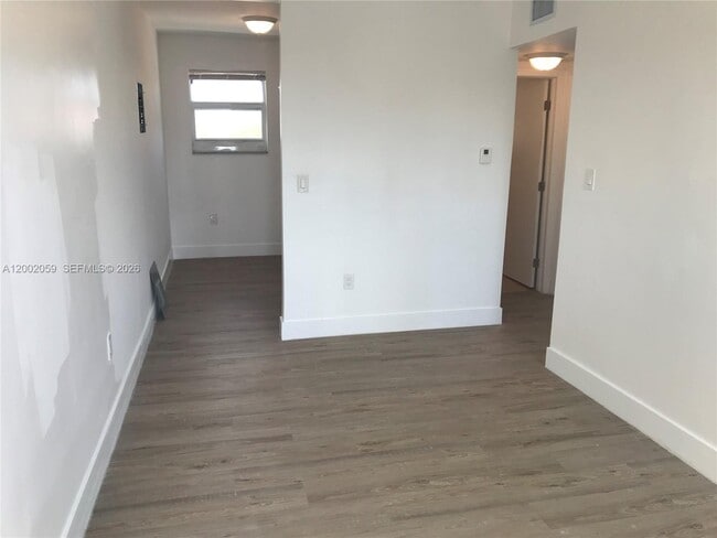 Foto del edificio - 1815 NW 1st Ct