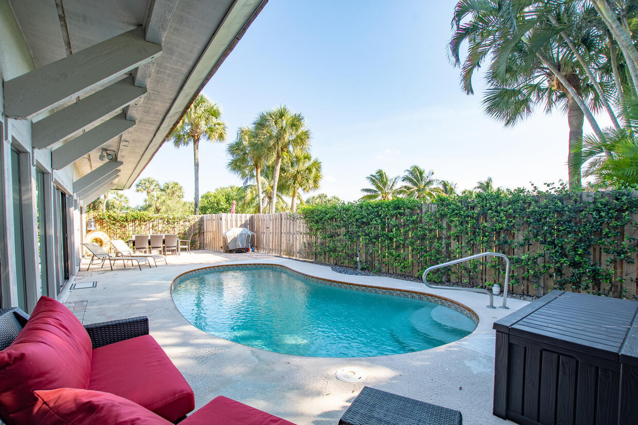 Foto principal - 11792 Wimbledon Cir