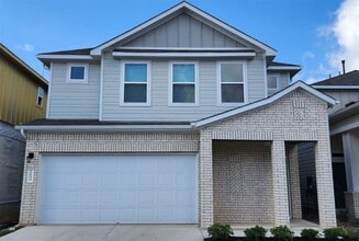 Building Photo - 1033 Legend Milton Ln