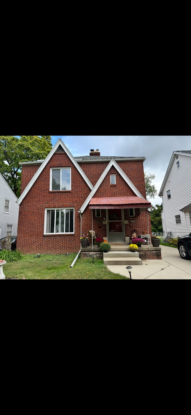Building Photo - 2734 Gunckel Blvd