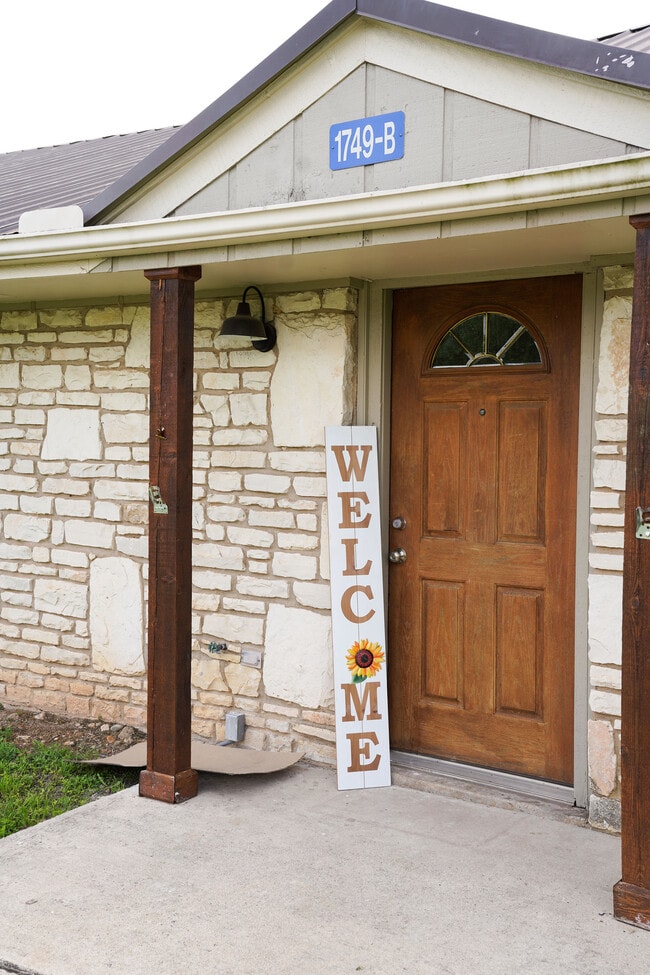 Welcome Home! - Country Hills