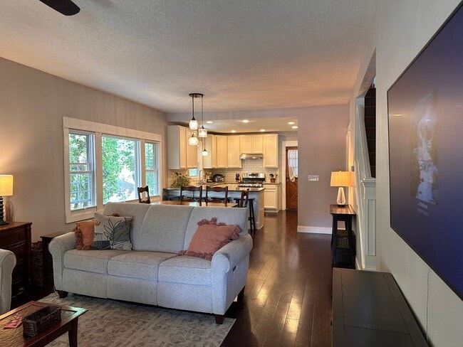 Foto del edificio - 4803 SE Haig St