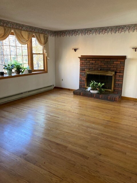 Living Room - 40 Shattuck St