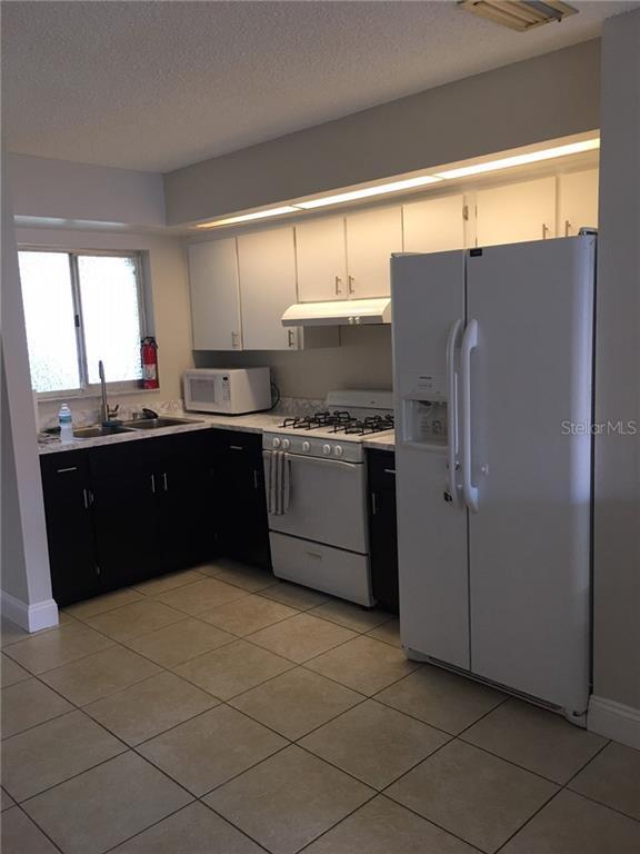 Building Photo - 833 Orchid Springs Dr