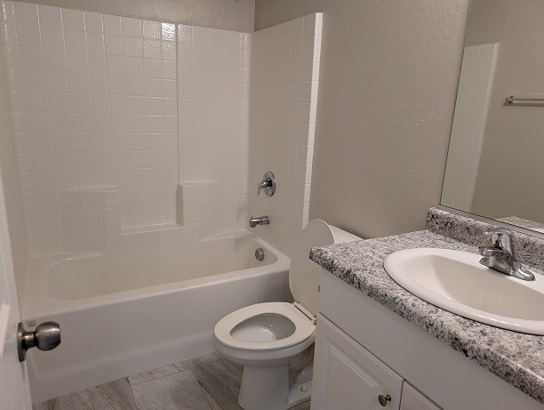 Building Photo - 1620 E Silver Reef Dr