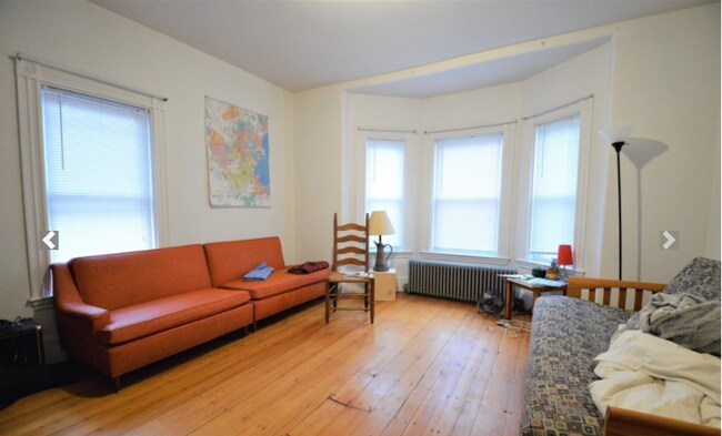 Foto del edificio - 51 Custer St