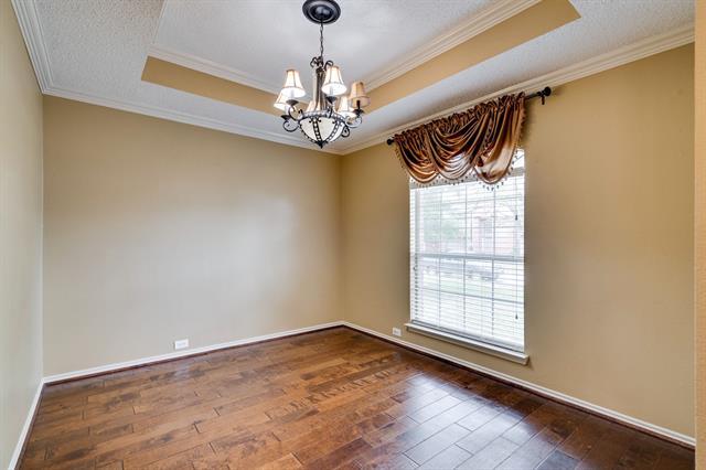 Building Photo - 3900 Oak Park Dr