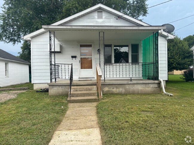 Building Photo - 208 Cemetery Rd