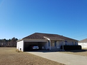 Building Photo - 631 Ed Beckham Rd