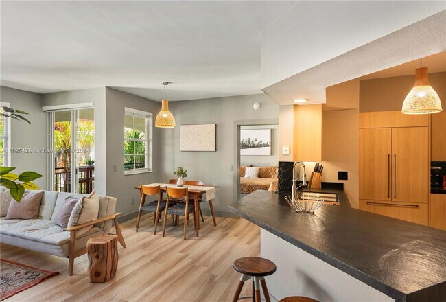 Foto del edificio - 3145 NE 184th St