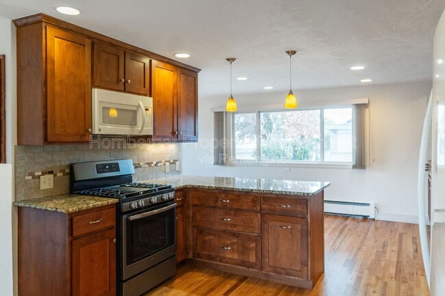 Foto del edificio - 1003 W Eastmont Way