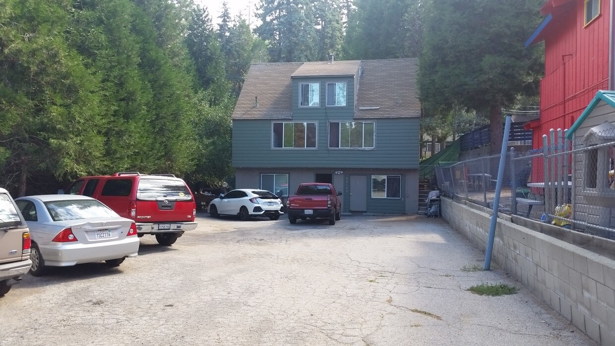 Primary Photo - 26147 Hwy 189