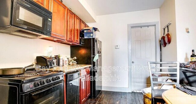 Building Photo - 1808 N Bouvier St