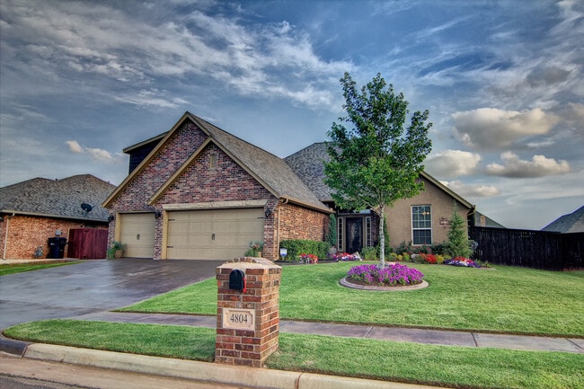 Building Photo - Lone Oak Lakes Gated Community- 4 Bedrooms/2.5Baths/Media Room/3Car/ Excellent Deer Creek Schools...