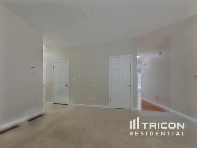 Building Photo - 3745 Dove Creek Cir SW