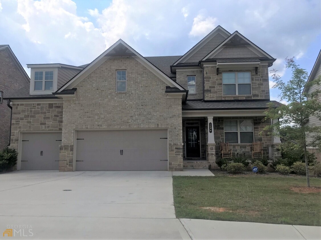 Primary Photo - 3177 Yorkleigh Ln