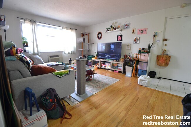Foto del edificio - 290 Corey Rd