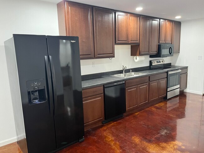 Photo - 410 Brelands Overlook Dr Apartments