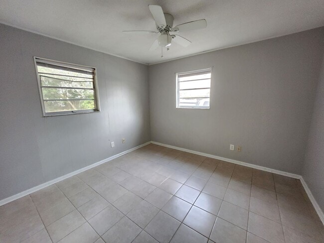 Building Photo - 6632 Applegate St. Milton, FL 32570. MOVE ...