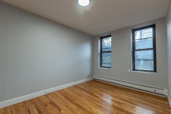 Foto del edificio - 314 14th St