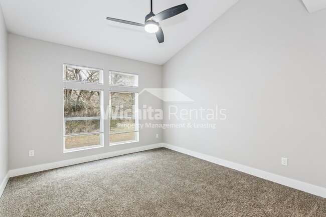 Foto del edificio - 1342-1342 S 143rd St E