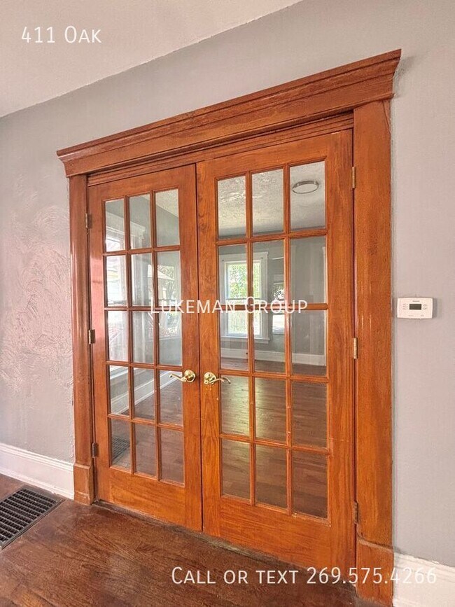 Foto del edificio - 411 Oak-