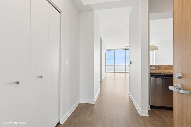 Foto del edificio - 1211 S Prairie Ave