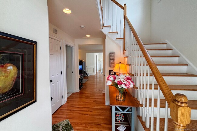 Foto del edificio - 391 S Pine Creek Rd