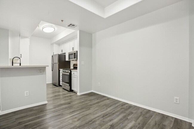 Foto del interior - 1865 North Fuller Ave