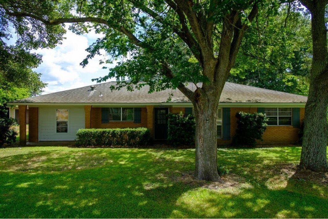 Foto principal - 9231 Kostelnik St