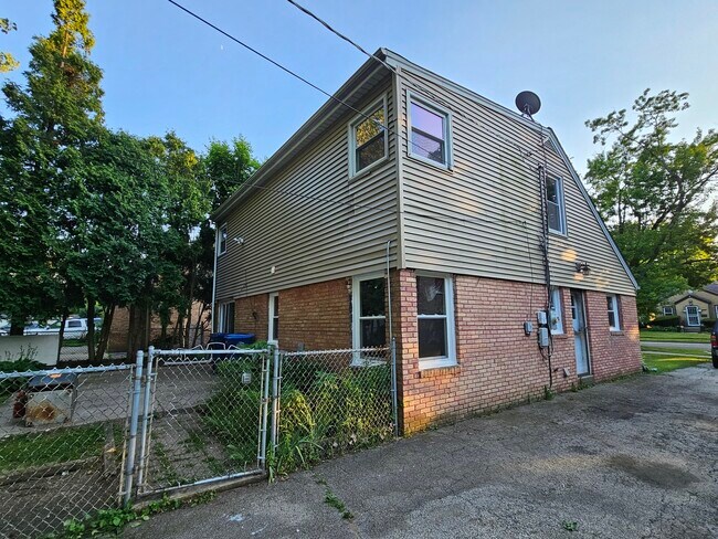 Foto del edificio - 623 Westmoreland Ave