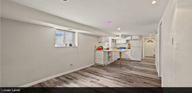 Building Photo - 1006 Garnett Pl