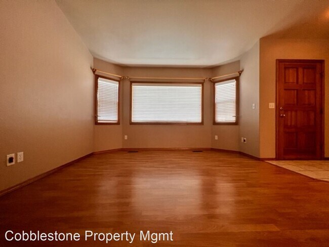 Foto del edificio - 3 br, 2 bath House - 5438 S Paintbrush Pl