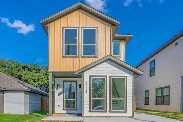 Foto principal - 3228 Tuskegee St