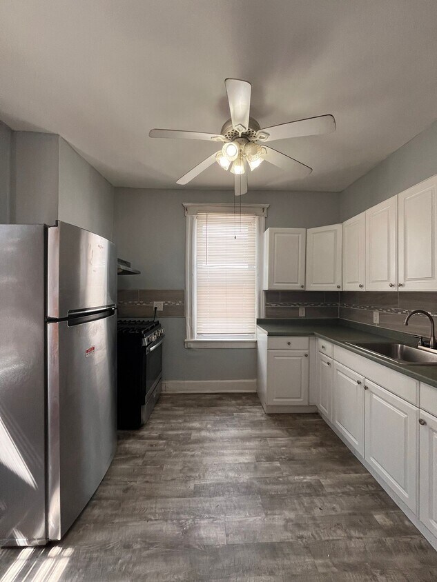 Foto principal - 125 Audubon Ave