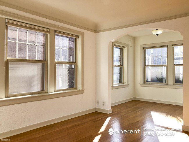 Foto del edificio - 124 Warren Ave N