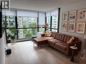 Building Photo - 1367 Alberni St