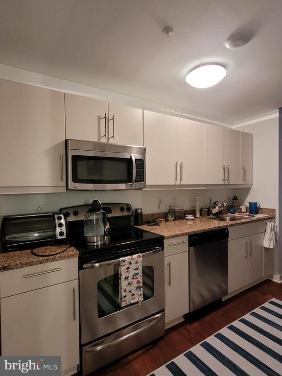 Foto del edificio - 219 S 18th St