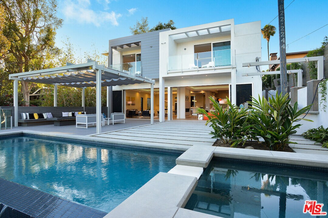 Foto principal - 16132 Alcima Ave