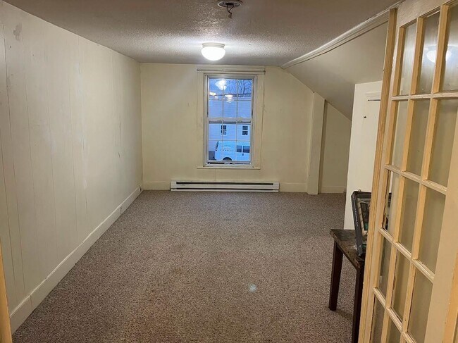 Foto del edificio - 52 Central St