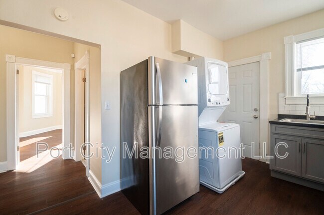 Foto del edificio - 5327 Wesley Ave