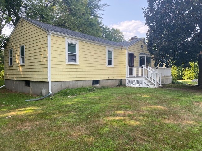 Building Photo - 7 Durkee Rd