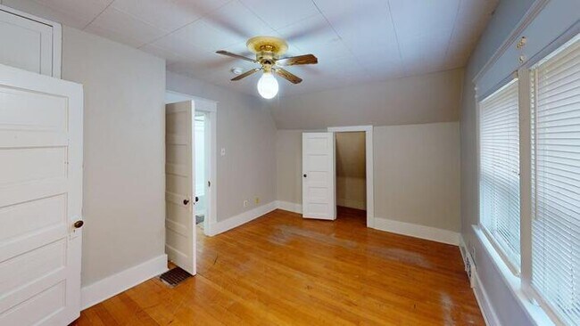 Foto del edificio - 612 E D Ave