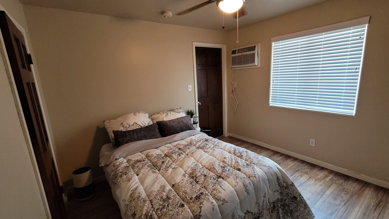 Foto principal - 820 Jackson St