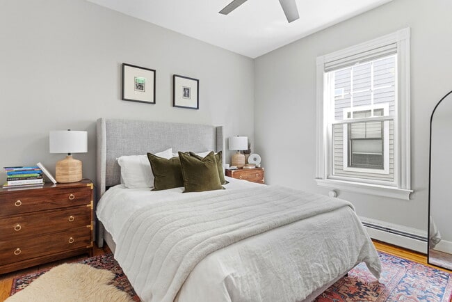 Foto del edificio - 722 E 2nd St