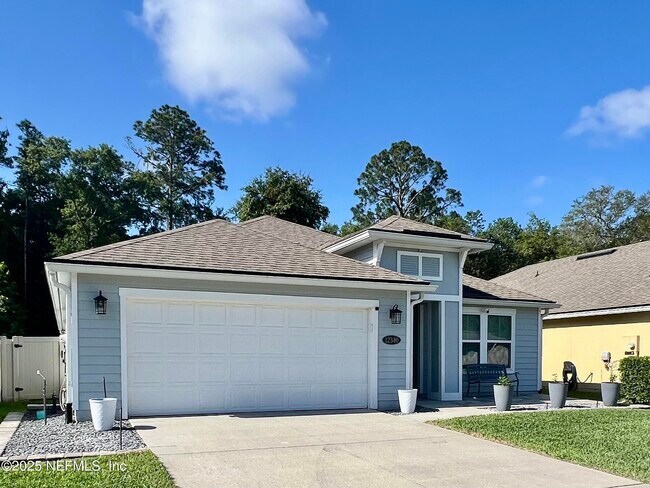 Building Photo - 12340 Itani Wy