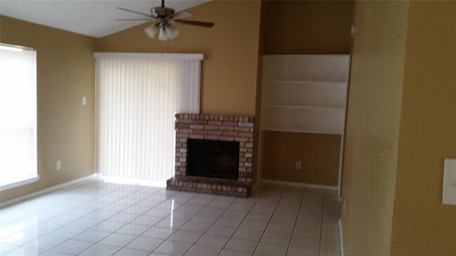 Foto del edificio - 13316 Firebrick Dr